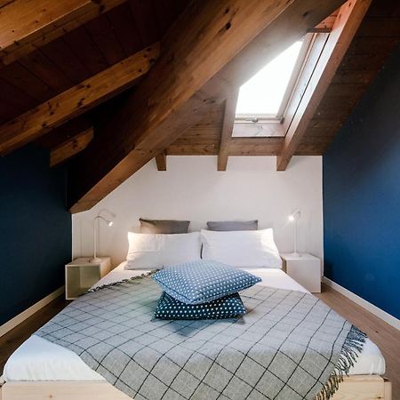 Modern Luxury Attic - BymyhomeinКомо Екстериор снимка