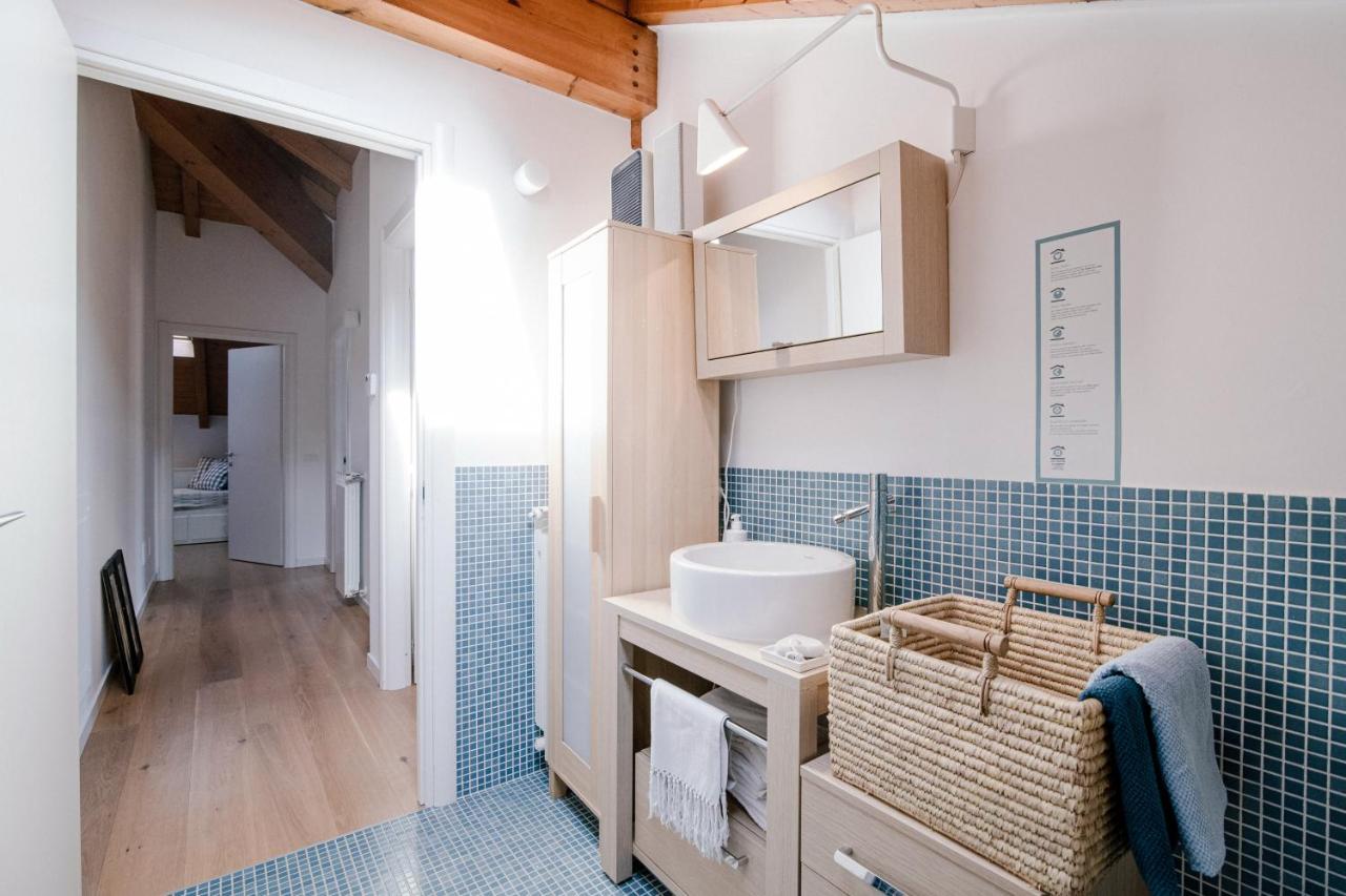 Modern Luxury Attic - BymyhomeinКомо Екстериор снимка